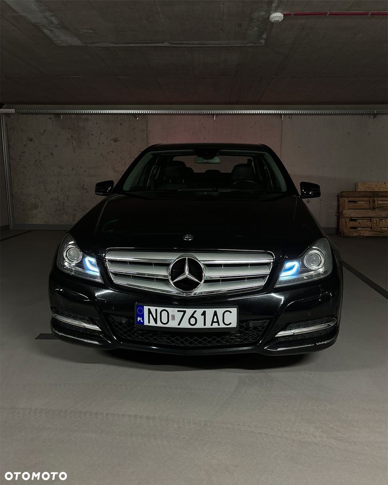 Mercedes-Benz Klasa C 250 CDI BlueEff Avantgarde 4-Matic - 2