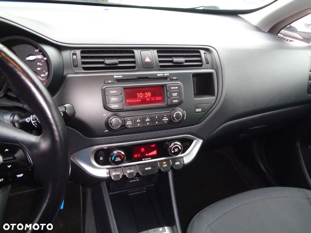 Kia Rio 1.4 Comfort - 13