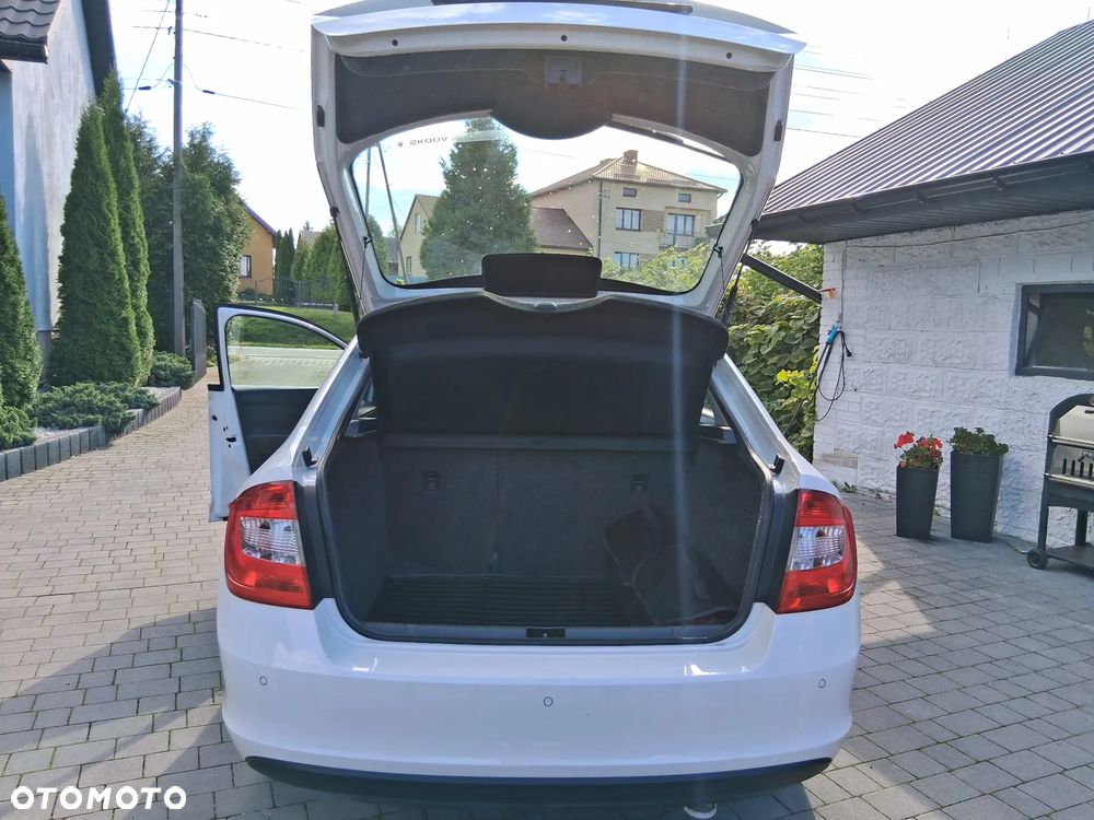 Skoda RAPID 1.2 TSI Ambition - 20