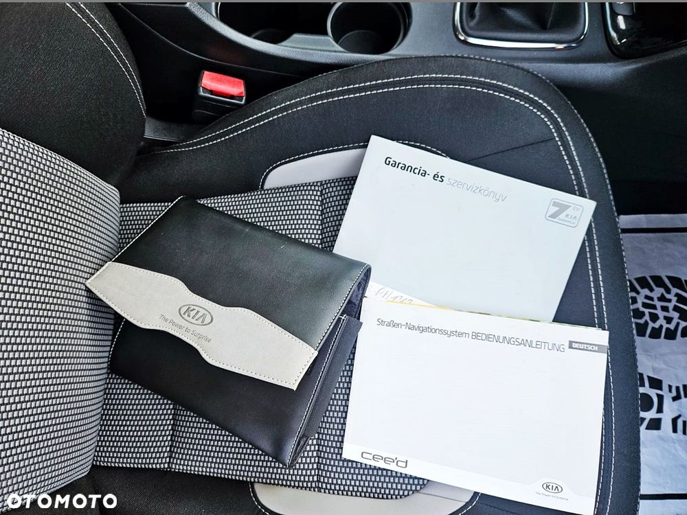 Kia Ceed 1.6 GDI Spirit - 22