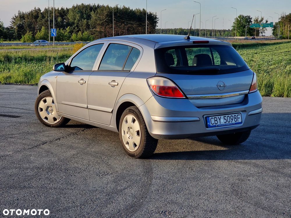 Opel Astra 1.6 Edition Plus - 3