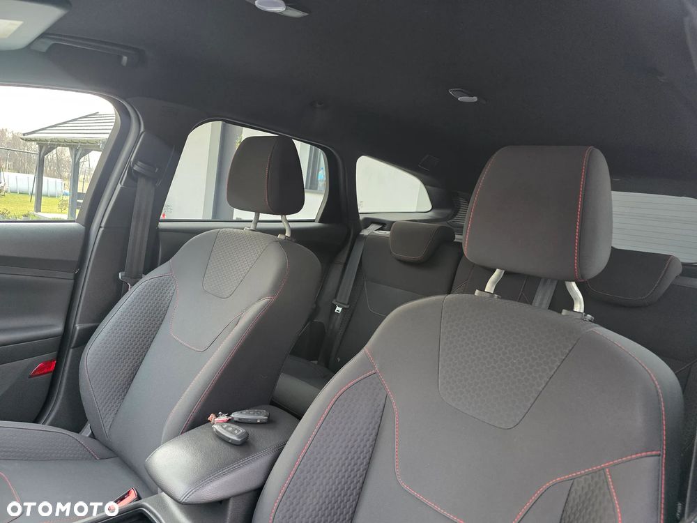 Ford Focus SW - 16