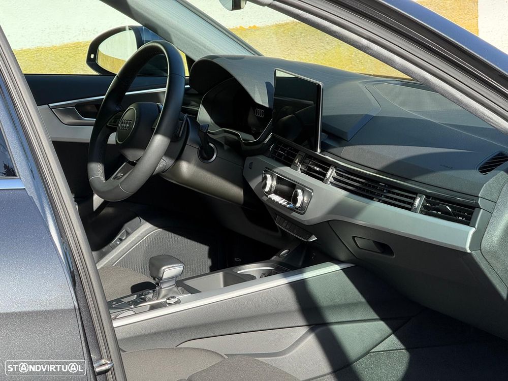 Audi A4 Avant - 19