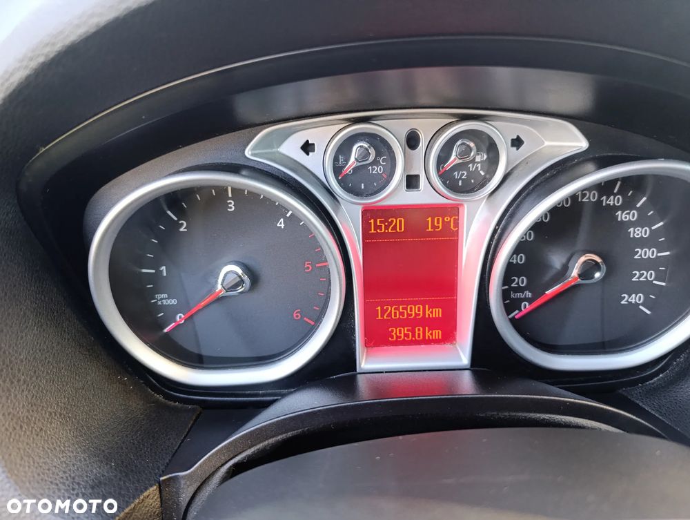 Ford Kuga 2.0 TDCi 4x4 Individual - 14