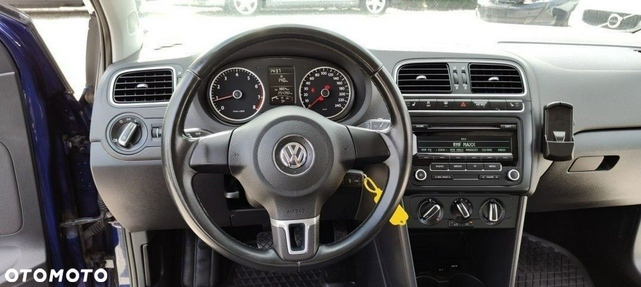 Volkswagen Polo - 28