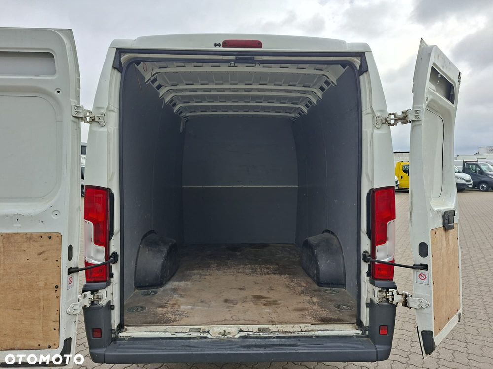 Peugeot Boxer Brygadówka 7 Osób Krajowy L4H2 - 19
