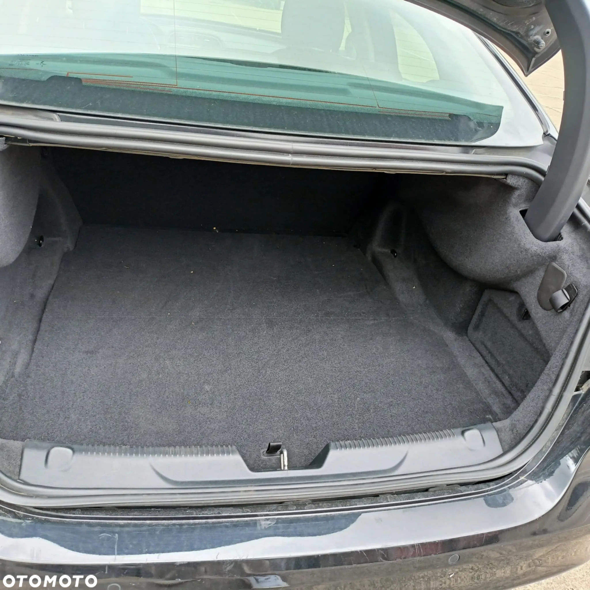 Jaguar XE 2.0 D AWD Prestige - 9