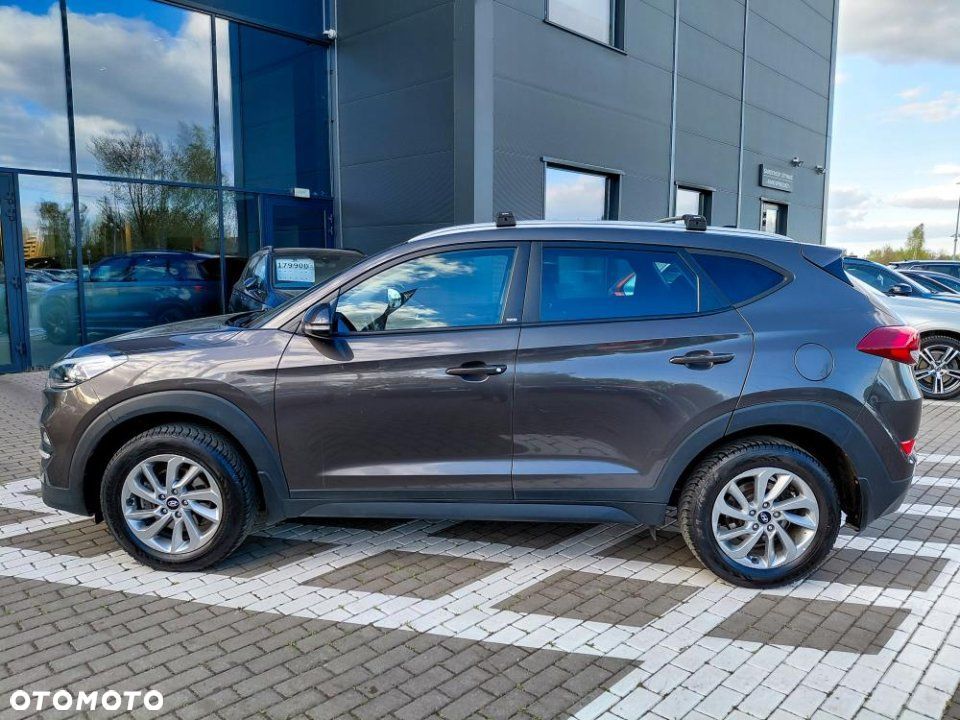 Hyundai Tucson - 2