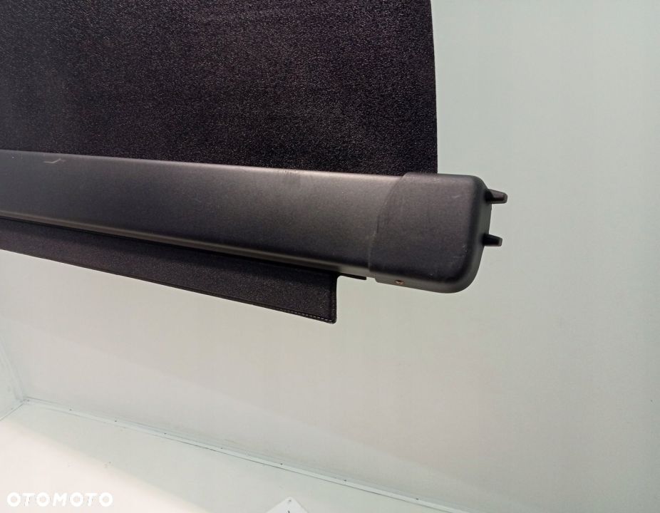 ROLETA BAGAŻNIKA TOYOTA AVENSIS T27 KOMBI - 5