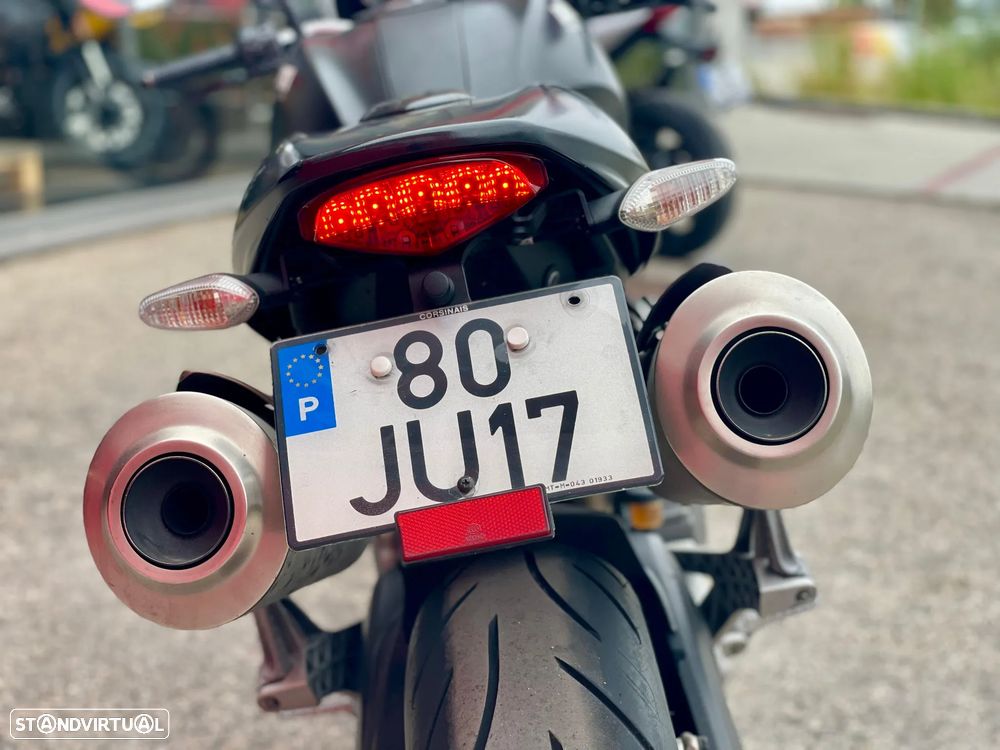 Ducati Monster 696 + - 12