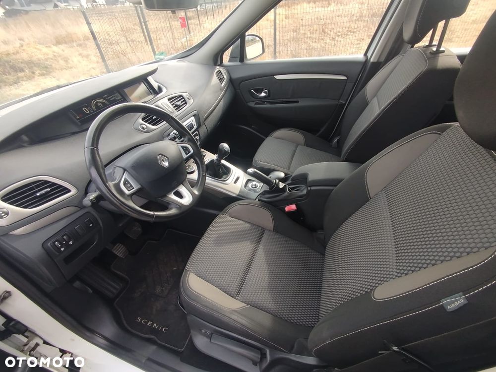 Renault Scenic - 10