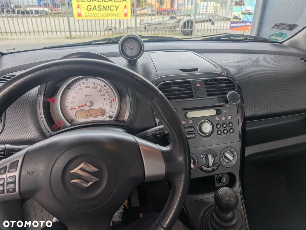 Suzuki Splash 1.0 Club - 7