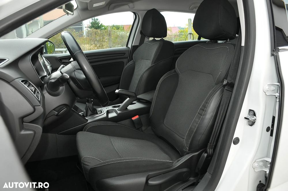 Renault Megane dCi 110 FAP Expression - 11
