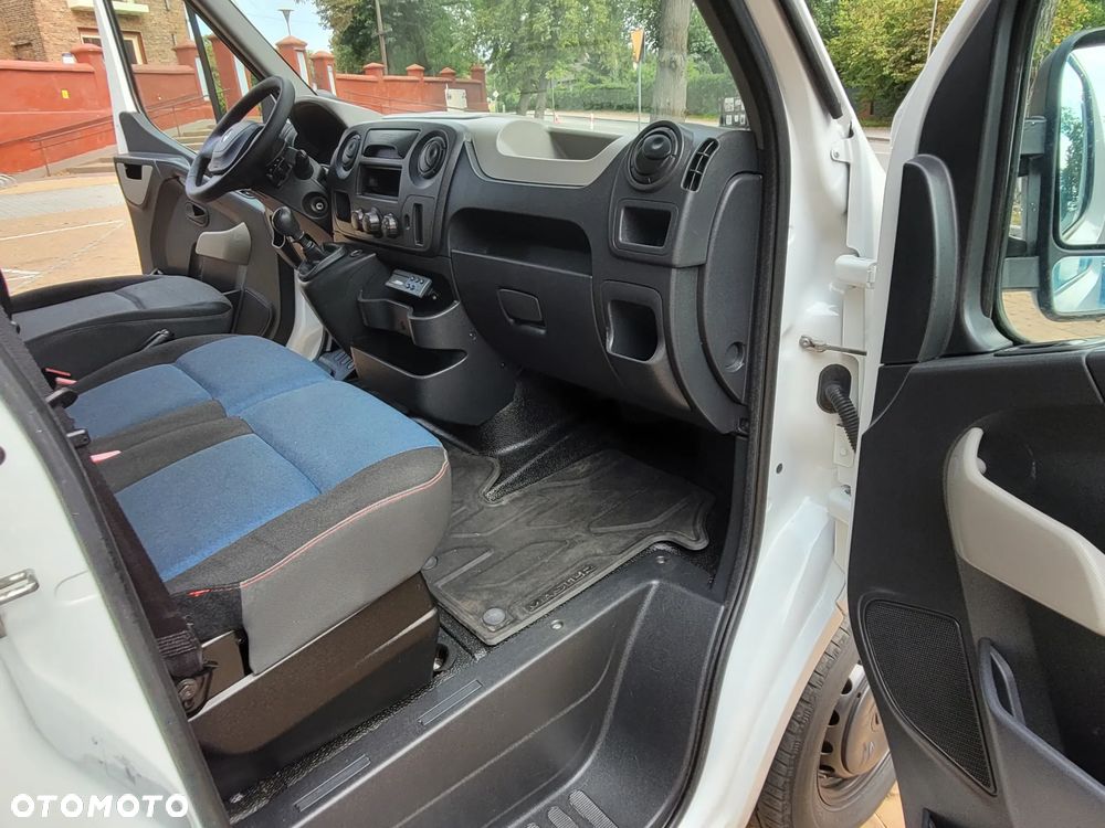 Renault Master - 11