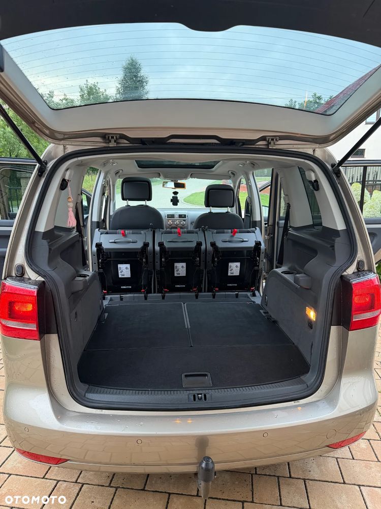 Volkswagen Touran 1.6 TDI DPF MATCH - 23