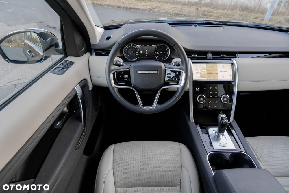 Land Rover Discovery Sport 2.0 P200 mHEV - 11