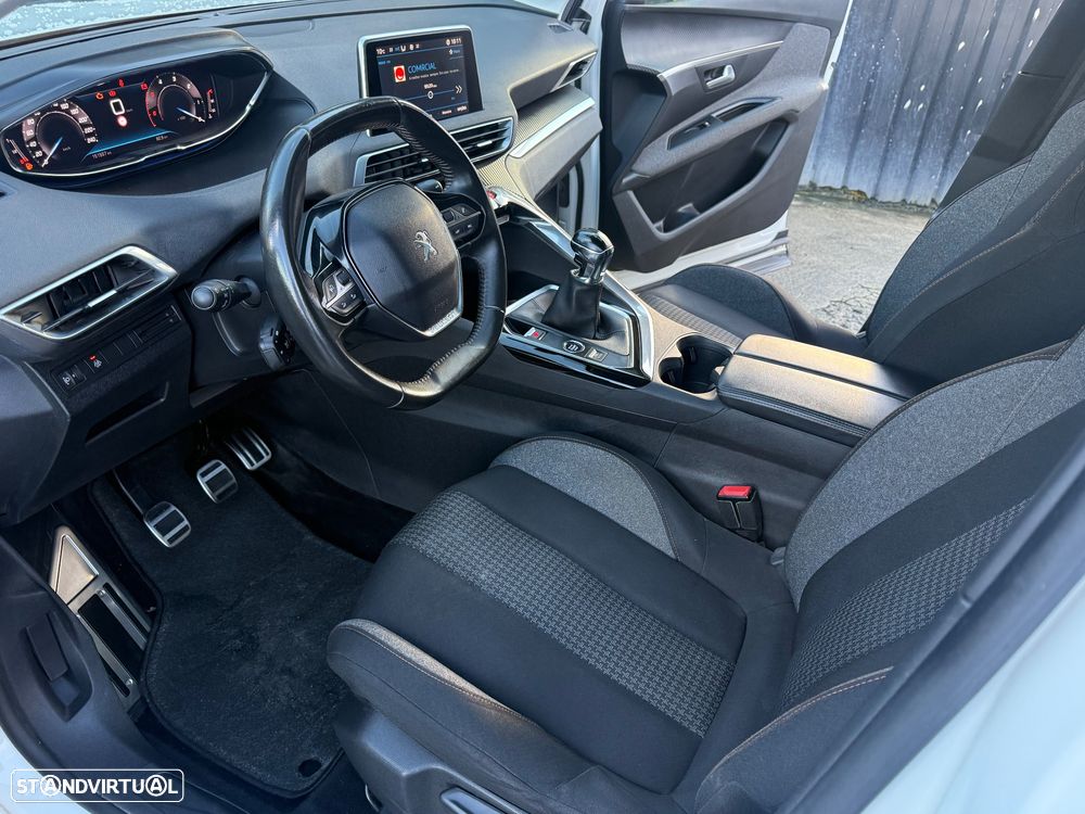 Peugeot 3008 1.5 BlueHDi GT - 16