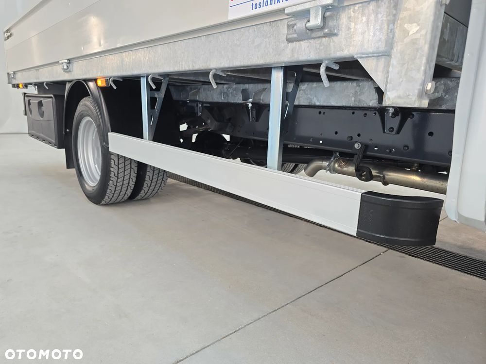 Iveco DAILY 50C18 / 35C18 DOKA SKRZYNIA DŁUGA3,81cm + SKRZYNIA NA NARZĘDZIA DEMONTOWANA HAK 3500Kg TEMPOMAT KLIMA 31 Tyś km SERWIS DO OSTATNIEGO Km ASO IVECO NA GWARANCJI - 24