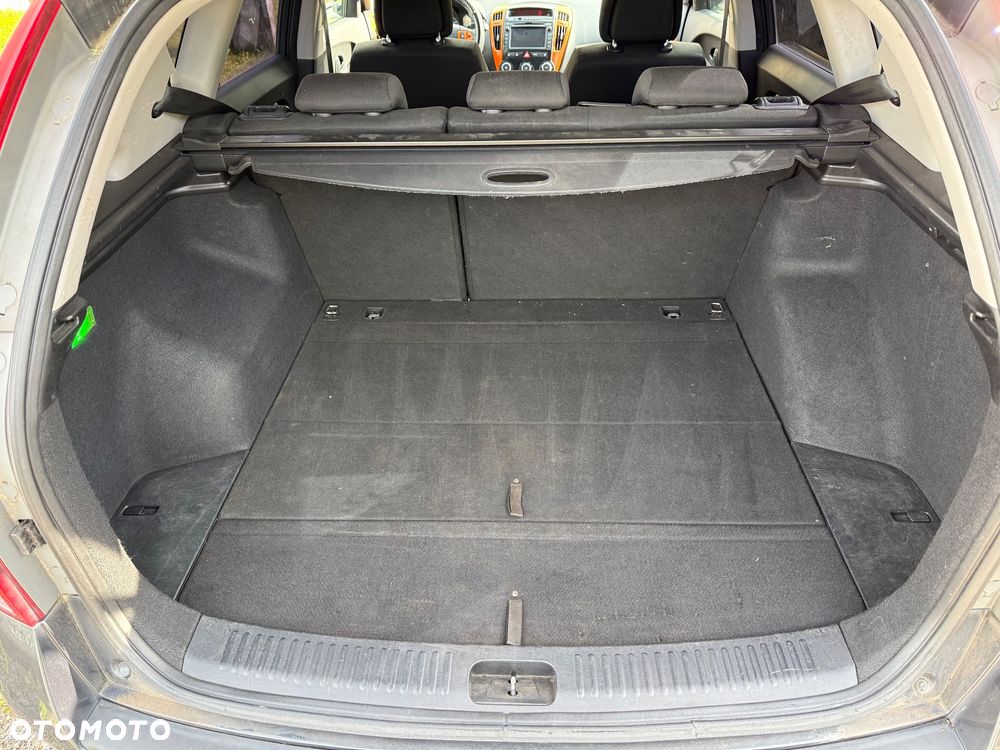 Kia Ceed 1.4 CVVT Attract - 14
