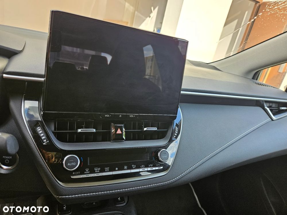 Toyota Corolla 1.8 Hybrid Comfort - 10