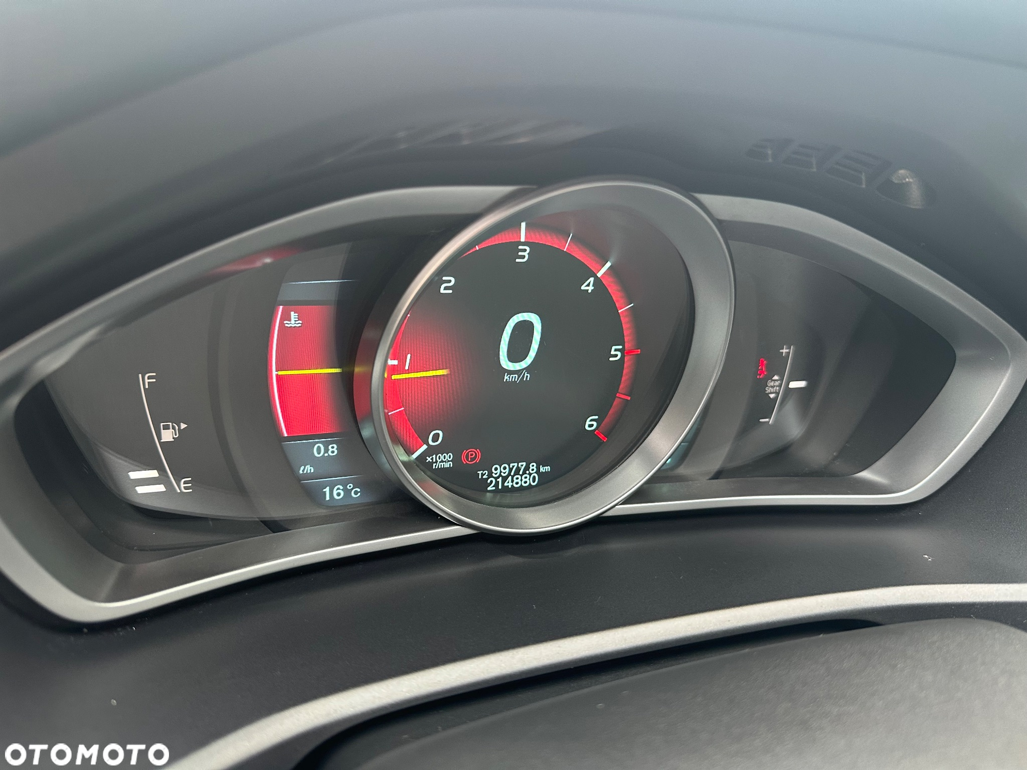 Volvo V40 D2 R-Design Kinetic - 23