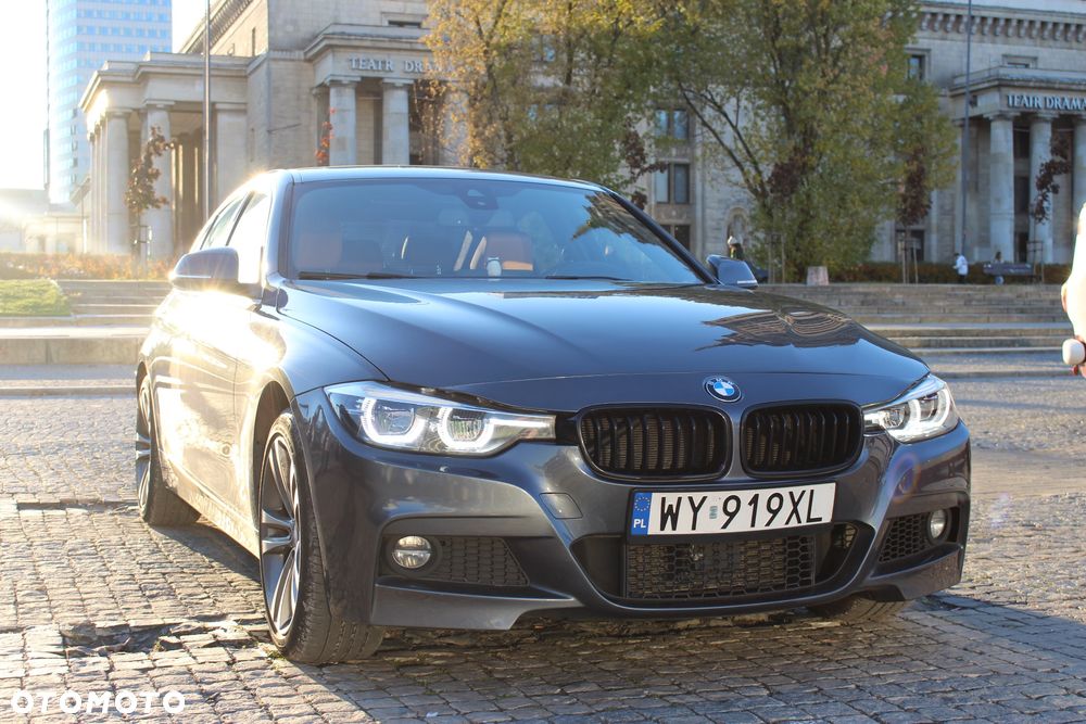 BMW Seria 3 330i xDrive Edition Luxury Line Purity - 1
