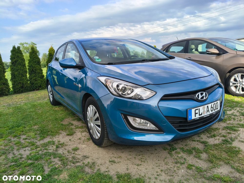 Hyundai i30 ver-1-6-crdi-select - 21