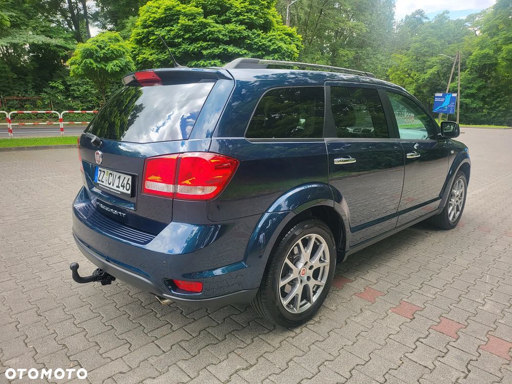 Fiat Freemont 2.0 Multijet 16V DPF Automatik Allrad Black Code - 3