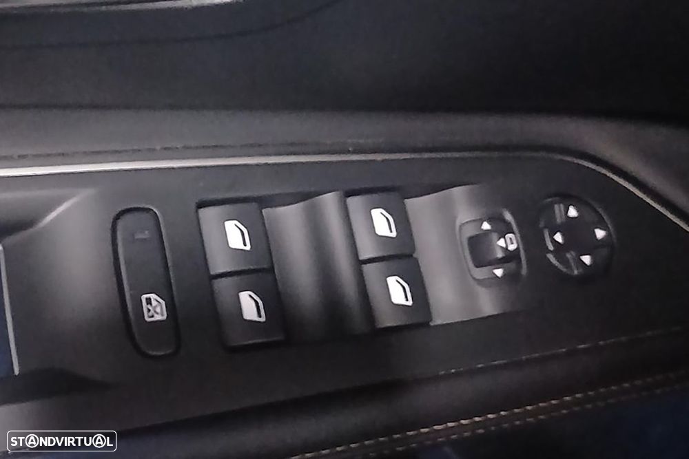 Peugeot 3008 1.2 Hybrid GT e-DCS6 - 10
