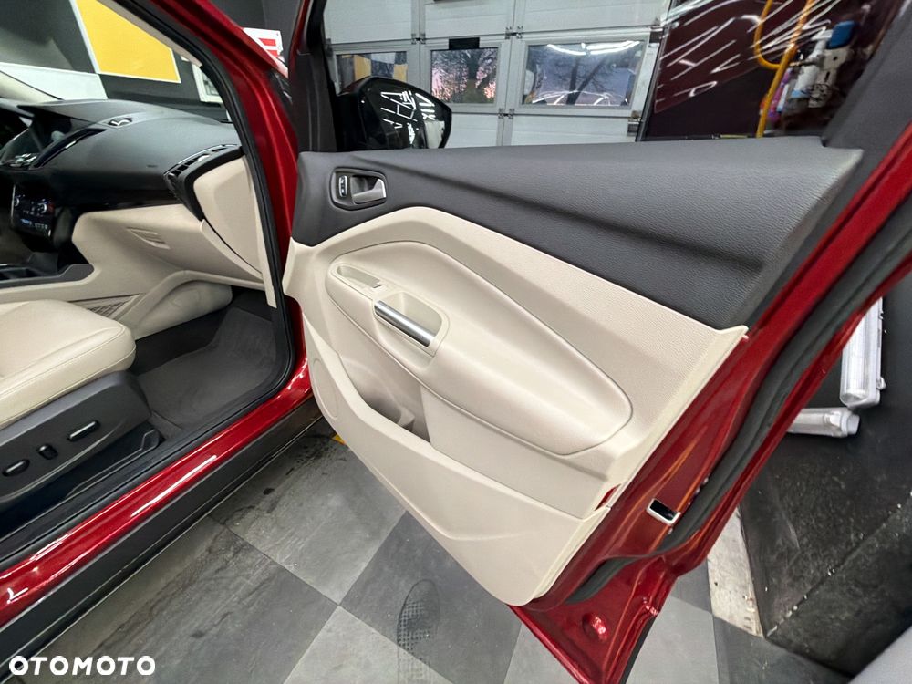 Ford Escape - 10