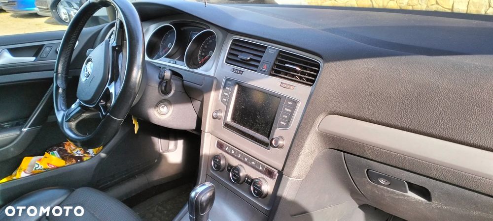 Volkswagen Golf 1.6 TDI DPF BlueMotion Technology DSG move - 7