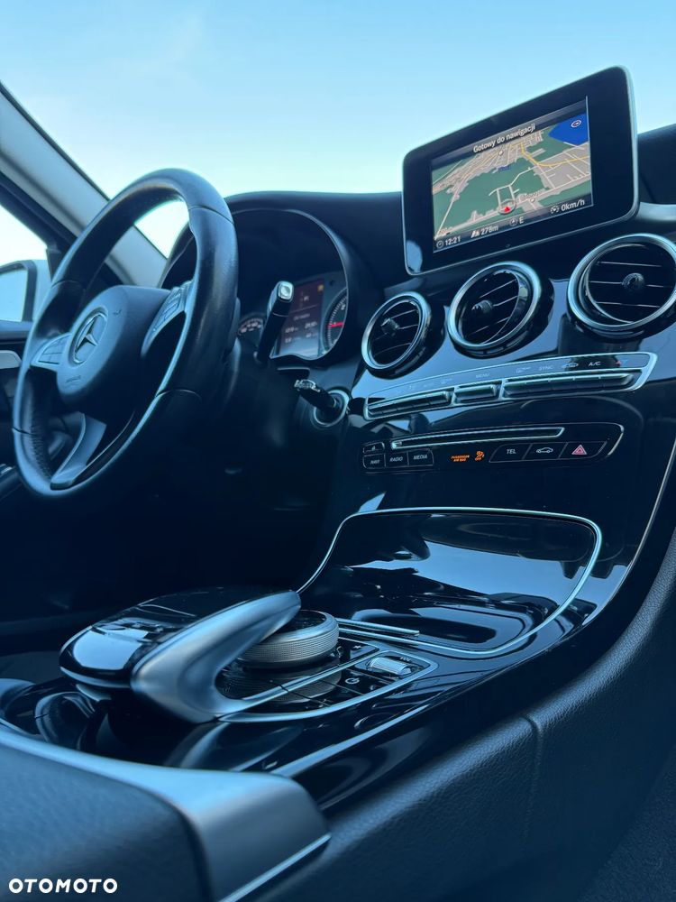 Mercedes-Benz Klasa C 180 (BlueTEC) d T 7G-TRONIC - 12