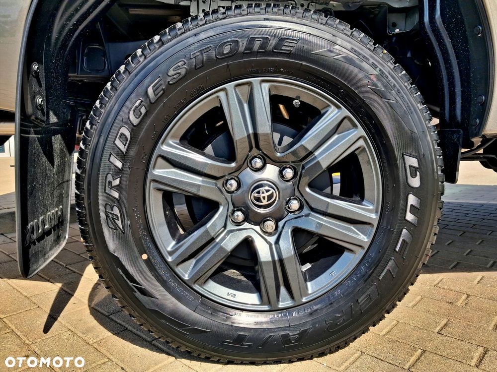 Toyota Hilux 2.8 D-4D mHEV Double Cab Active 4x4 - 11