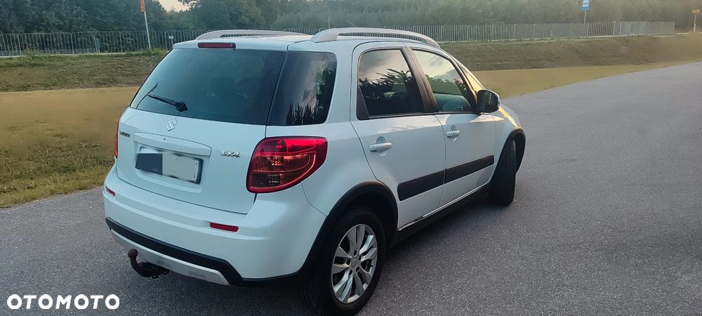 Suzuki SX4 1.6 Comfort - 2