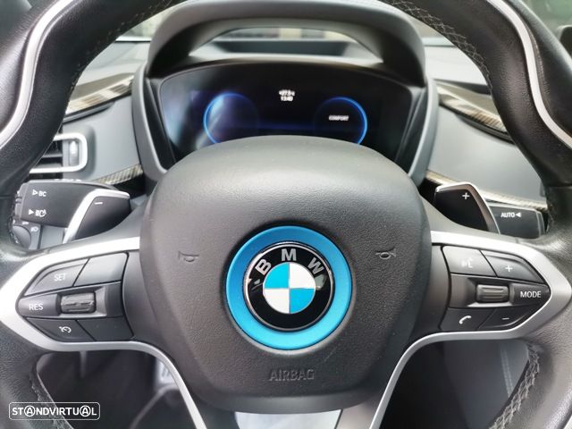 BMW i8 - 32
