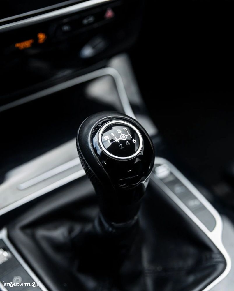 Mercedes-Benz C 200 - 13