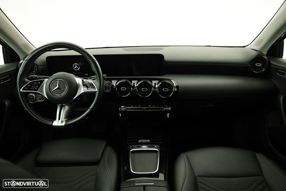 Mercedes-Benz A 200 Standard - 8
