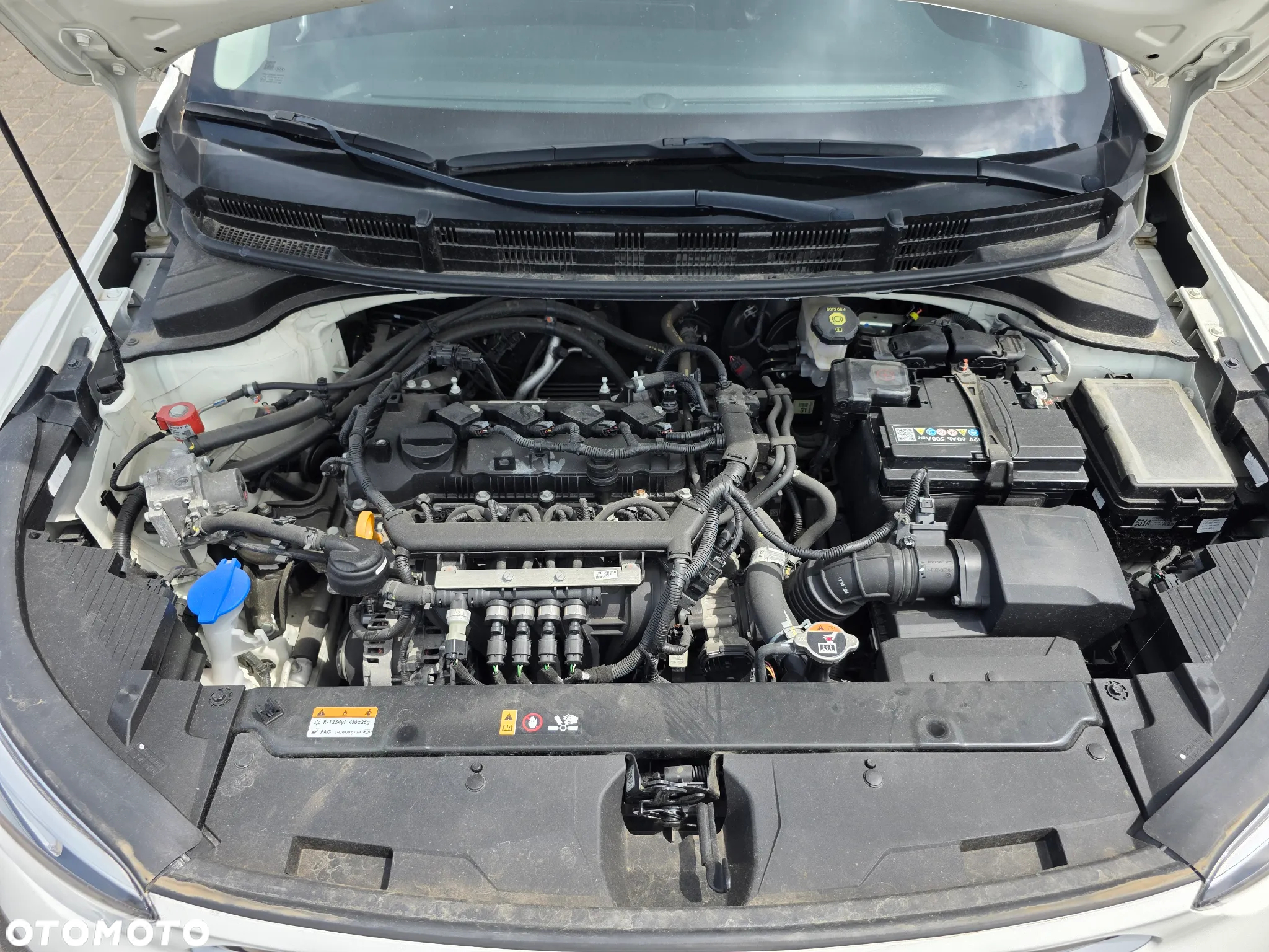 Kia Stonic 1.2 L Business Line - 32