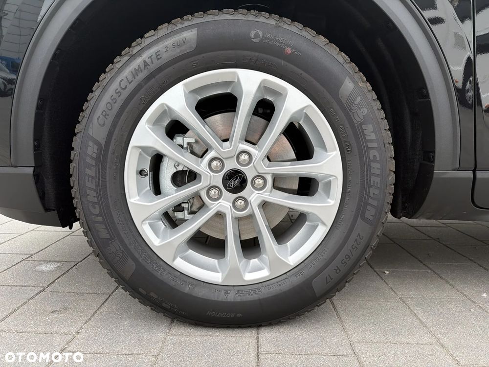 Ford Kuga 2.5 Duratec FHEV TITANIUM - 19