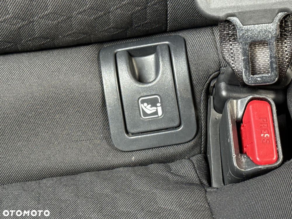 Toyota Yaris Hybrid 1.5 Comfort - 23