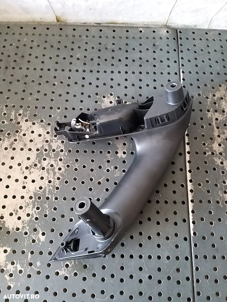 Maner interior usa dreapta fata vw polo 6r 6r0867180g - 2