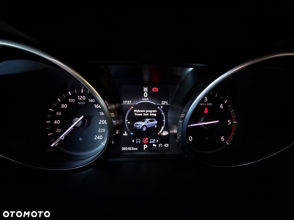 Land Rover Discovery Sport TD4 HSE - 33