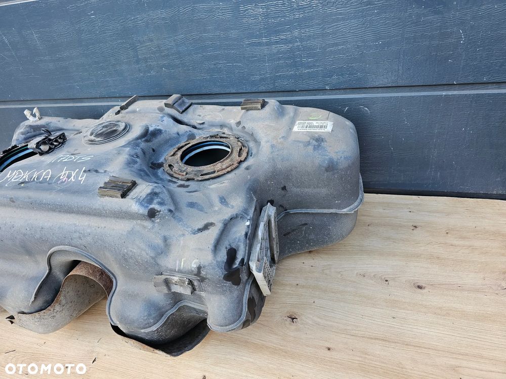 ZBIORNIK PALIWA BAK OPEL MOKKA 1.7 DTS 4X4 687912733 - 3