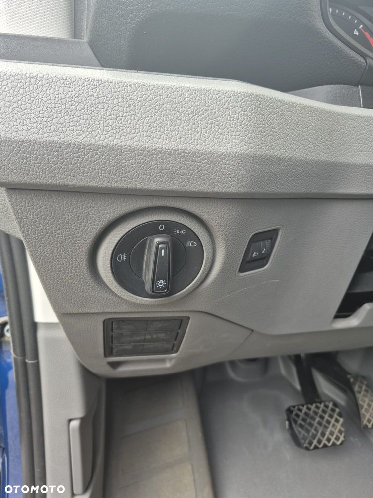 Volkswagen Crafter 2,0 140KM automat - 9