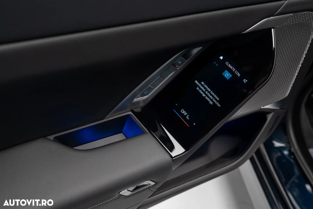 BMW Seria 7 740d xDrive MHEV - 36