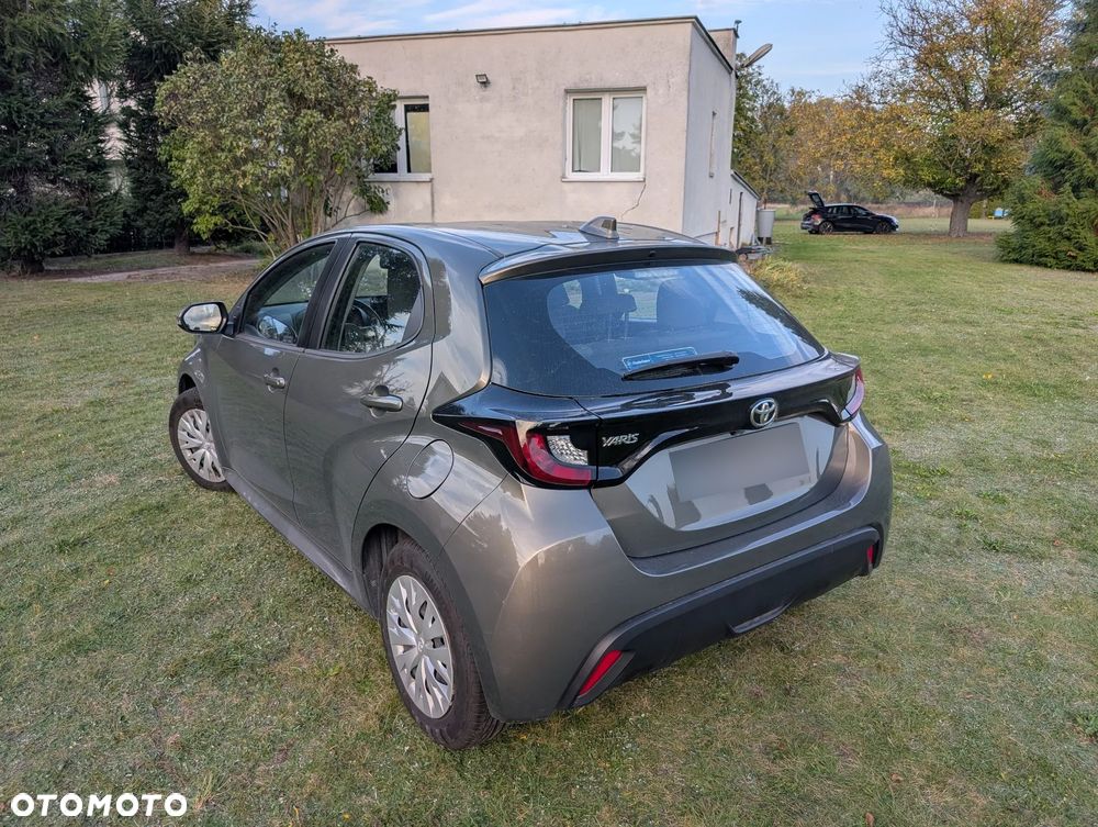 Toyota Yaris 2021 photo 3