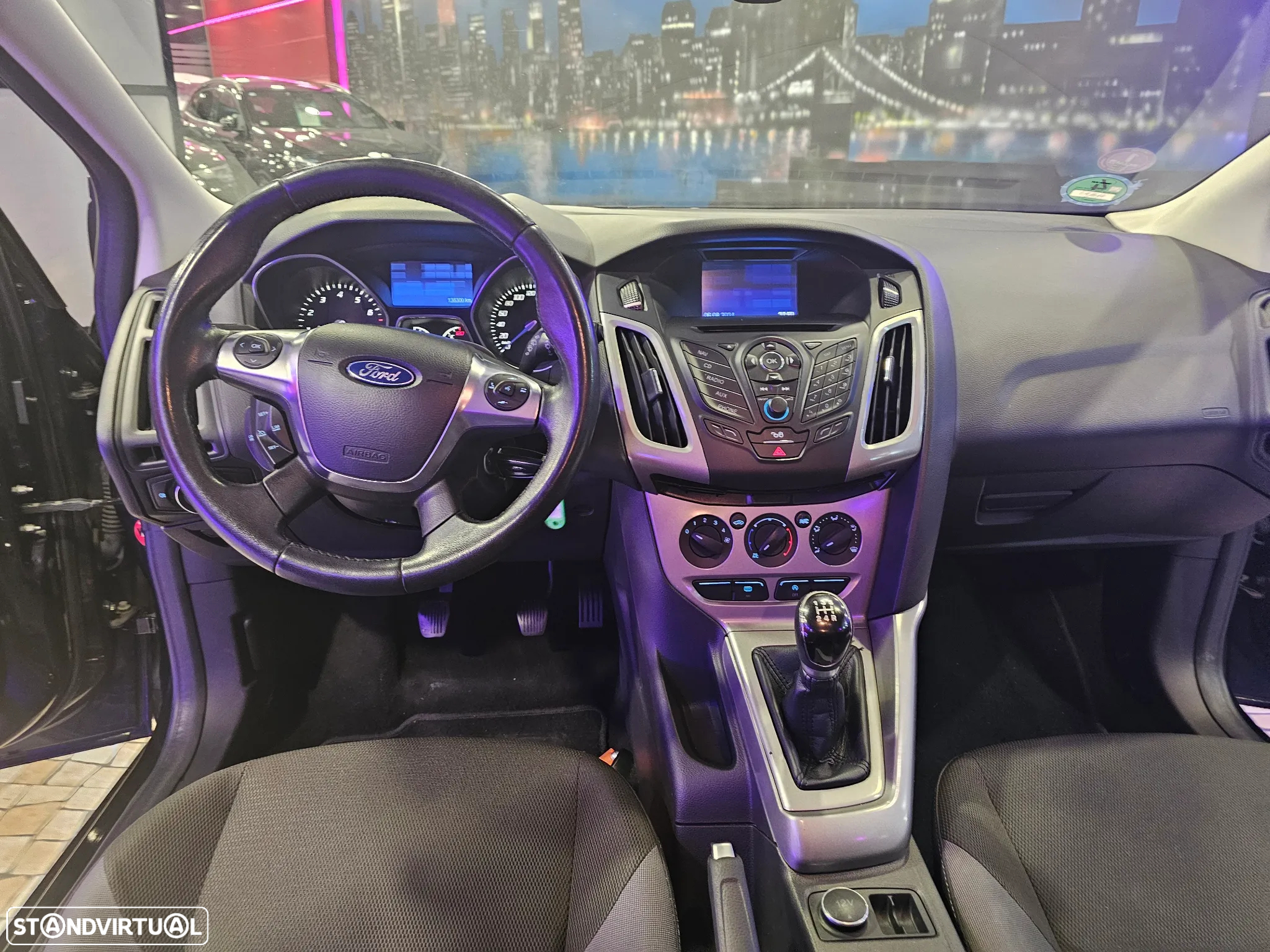 Ford Focus SW 1.0 EcoBoost Business - 14