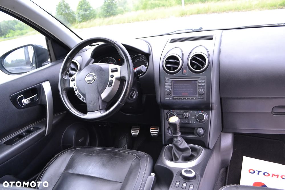Nissan Qashqai - 12