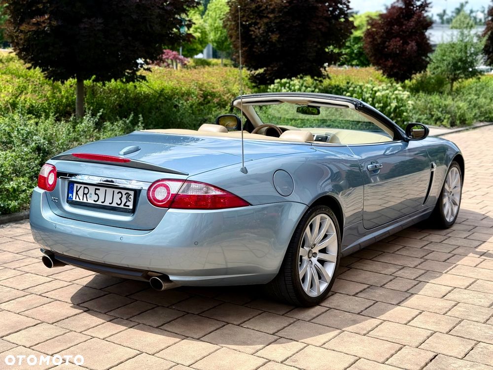 Jaguar XK - 9