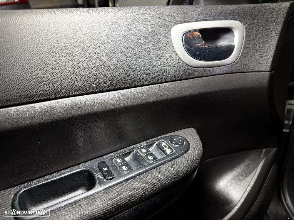 Peugeot 307 1.6 HDi Sport - 11